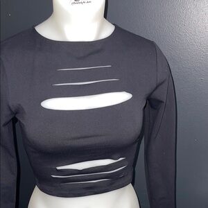 HALARA Black Cut-Out Crop Top